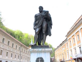 Statuia lui Hercule de la Băile Herculane. FOTO Adrian Boioglu