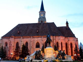 Biserica Sfântul Mihail din centrul municipiului Cluj-Napoca. FOTO Adrian Boioglu