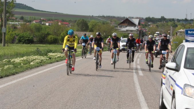 O mică parte dintre bicicliștii care au participat la acțiune. FOTO IPJ Constanța