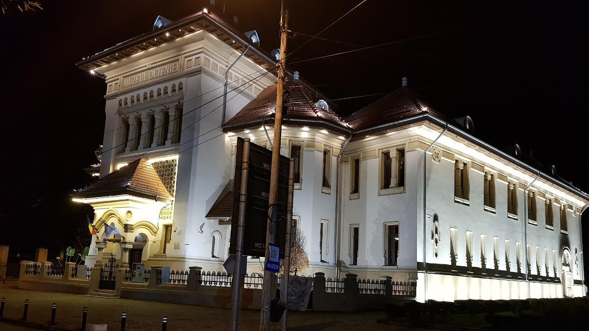 Muzeul Olteniei Craiova a achiziționat mai multe piese legate de Familia Regală a României | | GoNEXT