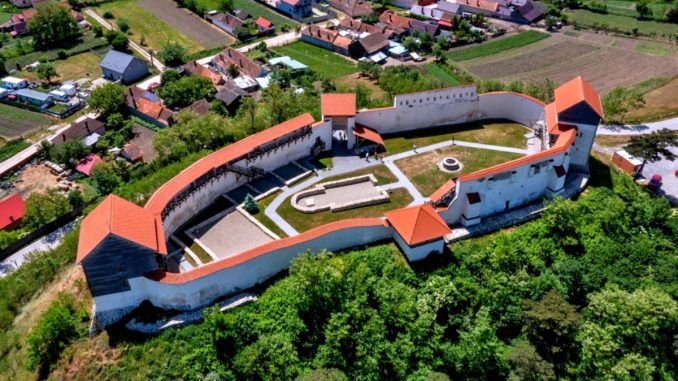 Cetatea Feldioara. FOTO Zaga Brand
