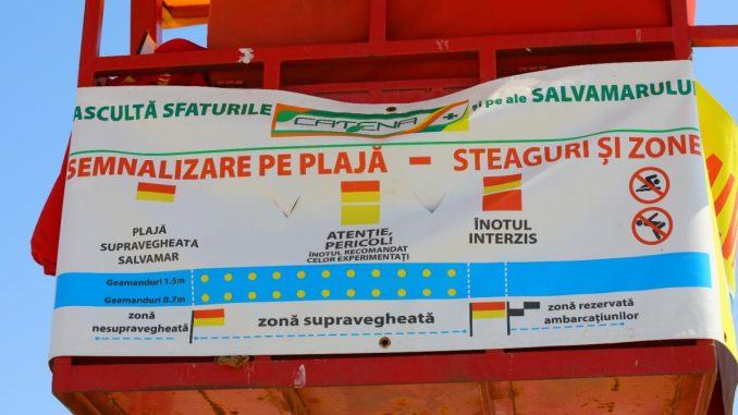 Semnificația steagurilor arborate pe plajă. FOTO Primăria Constanța