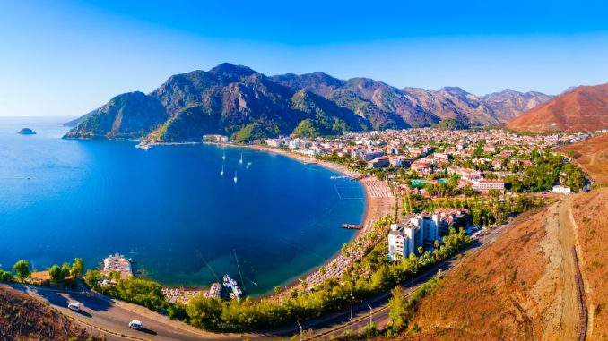 Vedere din Antalya. FOTO Paralela45