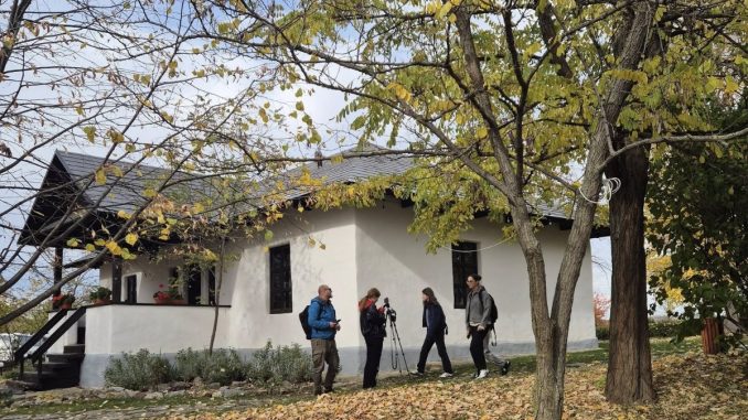 Scurtmetrajele realizate de elevi propun reinterpretări creative ale unor teme și motive eminesciene, integrate în povești originale. FOTO Memorialul Ipotești