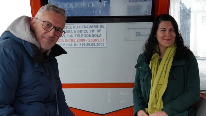 Jurnalistul GoNEXT, Adrian Boioglu și managerul OMD Piatra Neamț, Carmen Boiciuc. FOTO Ovidiu Oprea